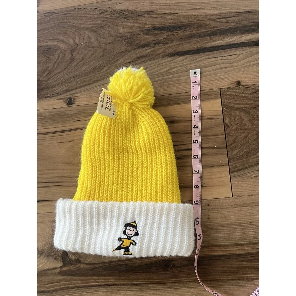 Vintage Rare 1952 Peanuts Lucy Yellow Pom Pom Knit Hat Made In USA Orlon Acrylic